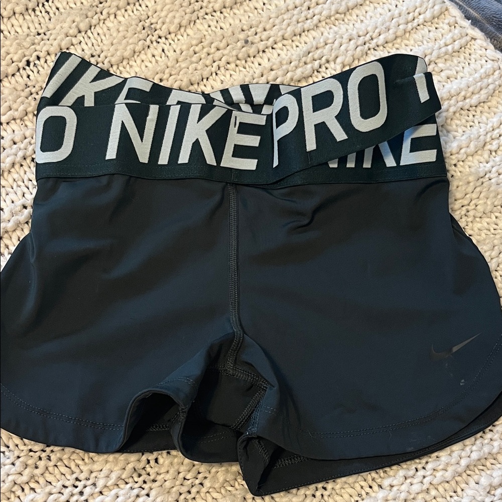 Nike Women's Dark Gray Pro Athletic Shorts